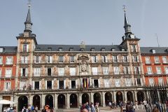 Der-Plaza-Mayor-in-Madrid-09