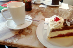Kaffeepause und Einkaufsbummel in Regensburg vor dem Konzertabend mit Vicky Leandros