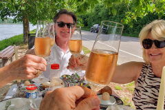 Frühstück am Rhein mit Freunden – der Beginn einer spontanen Reise nach Rom