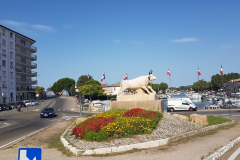 ViaRhôna Tag 5 durch die Camargue zwischen Tarascon, Arles und Saintes-Maries-de-la-Mer