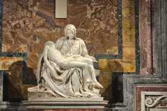 sonntag-26-10-im-petersdom-rom-reise-mit-andreas-englisch-2025-21