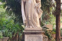 rom-reise-ohne-andreas-englisch-2025-friedhof-Campo-Santo-Teutonico-39