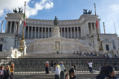 rom-reise-ohne-andreas-englisch-heisse-maronen-Nationaldenkmal-Viktor-Emanuel-II-09