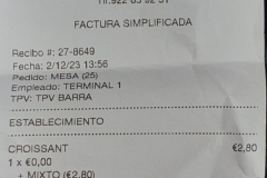 Fruehstueck-in-Santiago-del-Teide-auf-Teneriffa-auf-der-fahrt-nach-Los-Gigantes-07