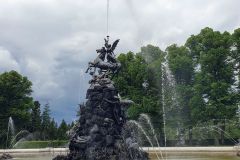 Nach-der-Fuehrung-im-Schloss-Herrenchiemsee-stoppte-endlich-der-Regen-04