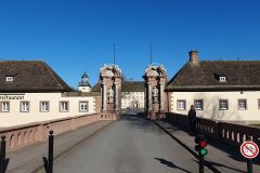 Zu-Besuch-im-historischen-Schloss-und-Kloster-Corvey-in-Hoexter-03