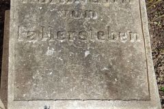 Zu-Besuch-im-historischen-Schloss-und-Kloster-Corvey-in-Hoexter-13