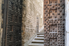 Flusskreuzfahrt Etappe 9 – Eingangstür zum Schloss Tournon in Tournon-sur-Rhône