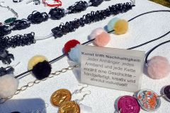 Nachhaltiger-Schmuck-aus-Fahrradreifen-und-Kaffeekapseln-von-Rita-Bogner_04