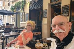 Durch-den-Stadtpark-von-Malaga-zum-Restaurant-13