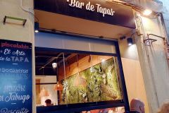 Tapas-geniessen-am-Abend-in-Madrid-06