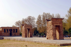 Der-agyptische-tempel-von-Debod-in-Madrid-07