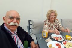 Abendessen-auf-unserer-Hotelterrasse-in-Malaga-09