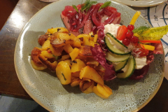 Restaurant-U-Nautic-in-der-Altstadt-von-Waren-10