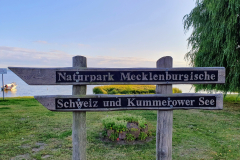 Hinweis auf Naturpark Mecklenburgische Schweiz und Kummerower See