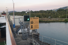 Flussreise Lyon Mittelmeer Etappe 5: Viviers – historische Altstadtperle an der Rhone Schleuseneinfahrt