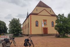 Sonntag.-4.-Mai-2025-dritter-Tag-unserer-Radtour-ueber-62-km-von-Ladenburg-nach-Eggenstein-73