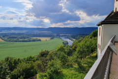 Blick vom Schloss Fürstenberg auf die Weser