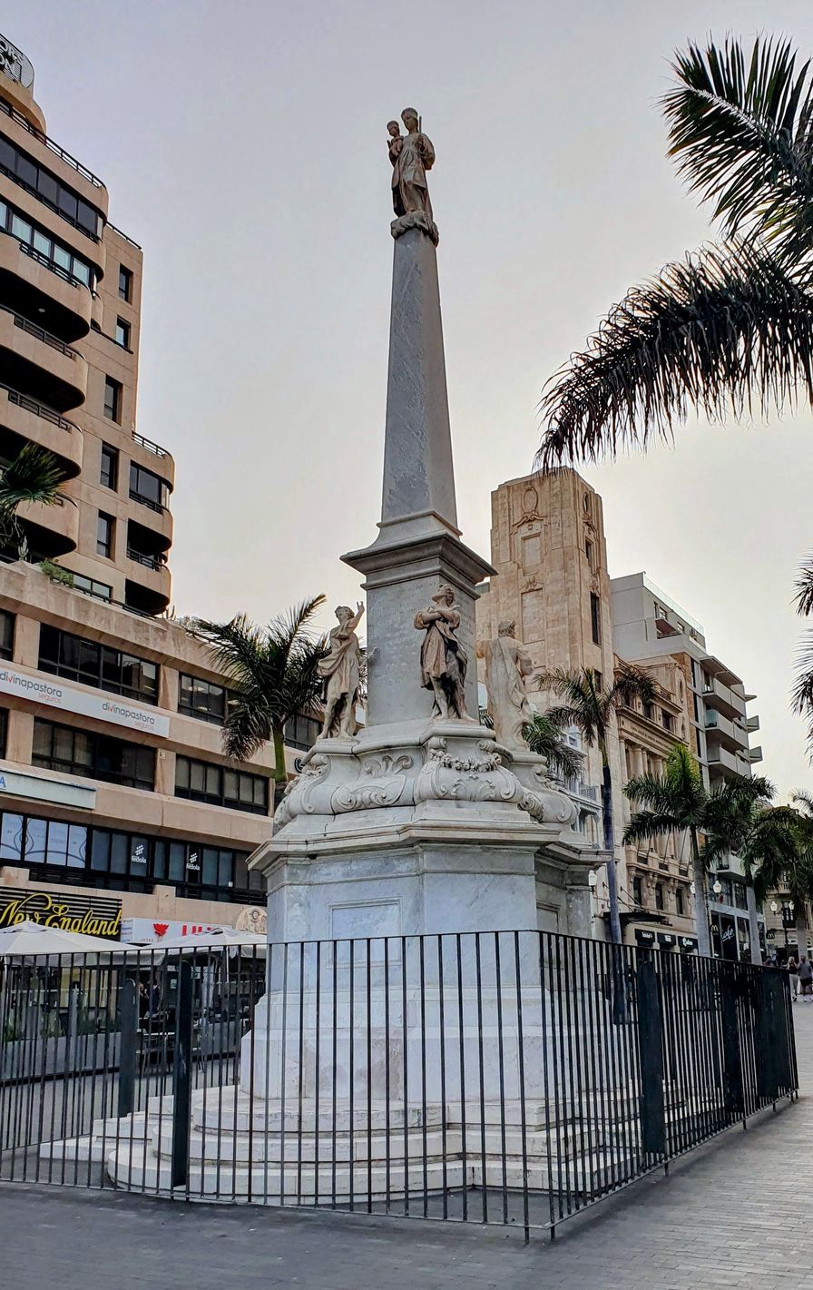 Denkmal Triunfo de la Candelaria in Santa Cruz de teneriffe
