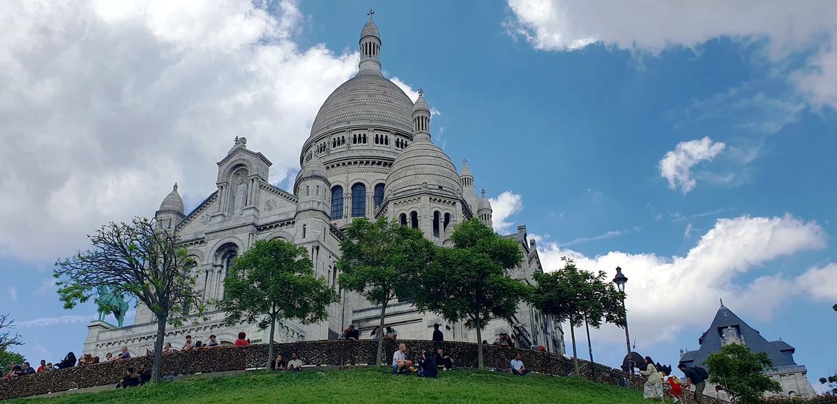 Die Basilika Sacré-Cœur de Montmartre in Paris 01