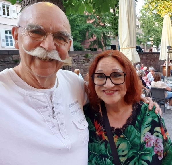 Vom Auftritt mit Lou Hoffner gingen wir beschwingt nach Hause