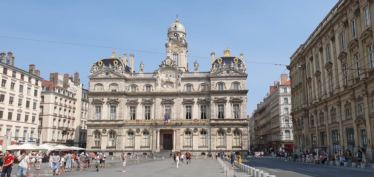 Flussreise Lyon Mittelmeer – Etappe 3: Lyon Altstadt Rathaus